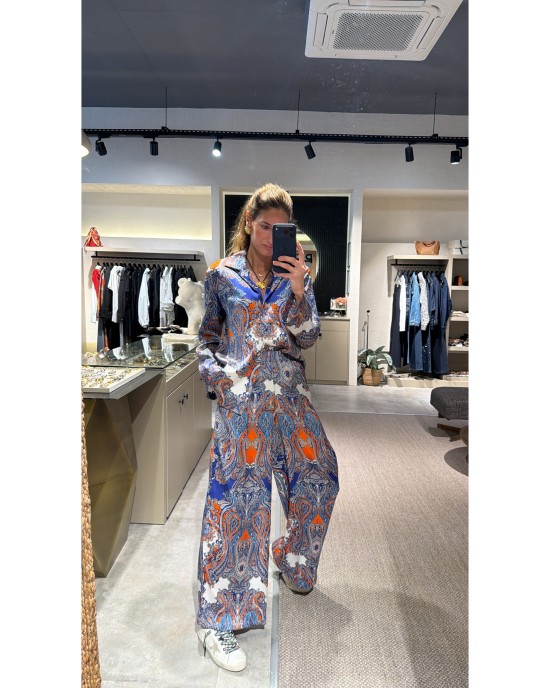 Lacivert Turuncu Desenli İpek Saten Takım Lacivert Turuncu Desenli İpek Saten Takım