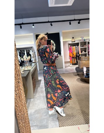 Kaplan ve Çiçek Desenli Takım