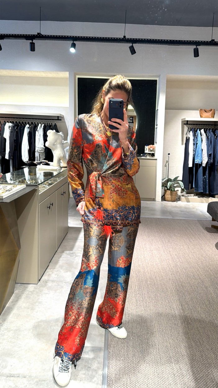 Etnik Desenli Kruvaze Üst ve Pantolon