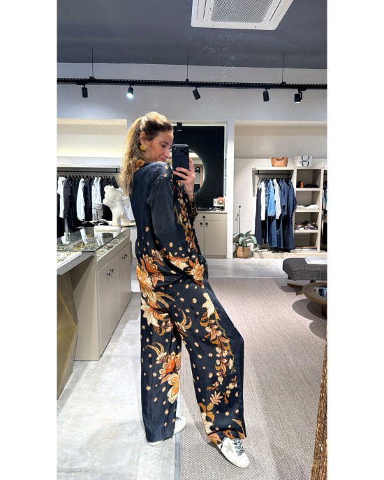 Siyah ve Kahve Desenli İpek Saten Takım