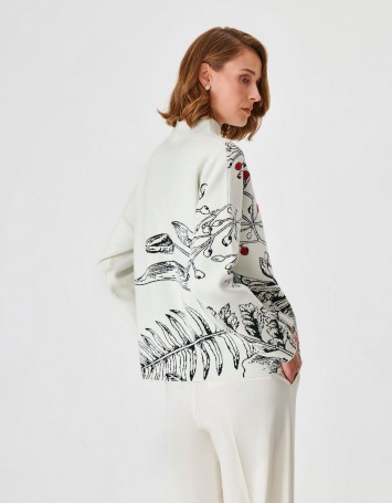 El Işleme Çiçekli Bol Kesim Ekru Triko Kazak El Işleme Çiçekli Bol Kesim Ekru Triko Kazak