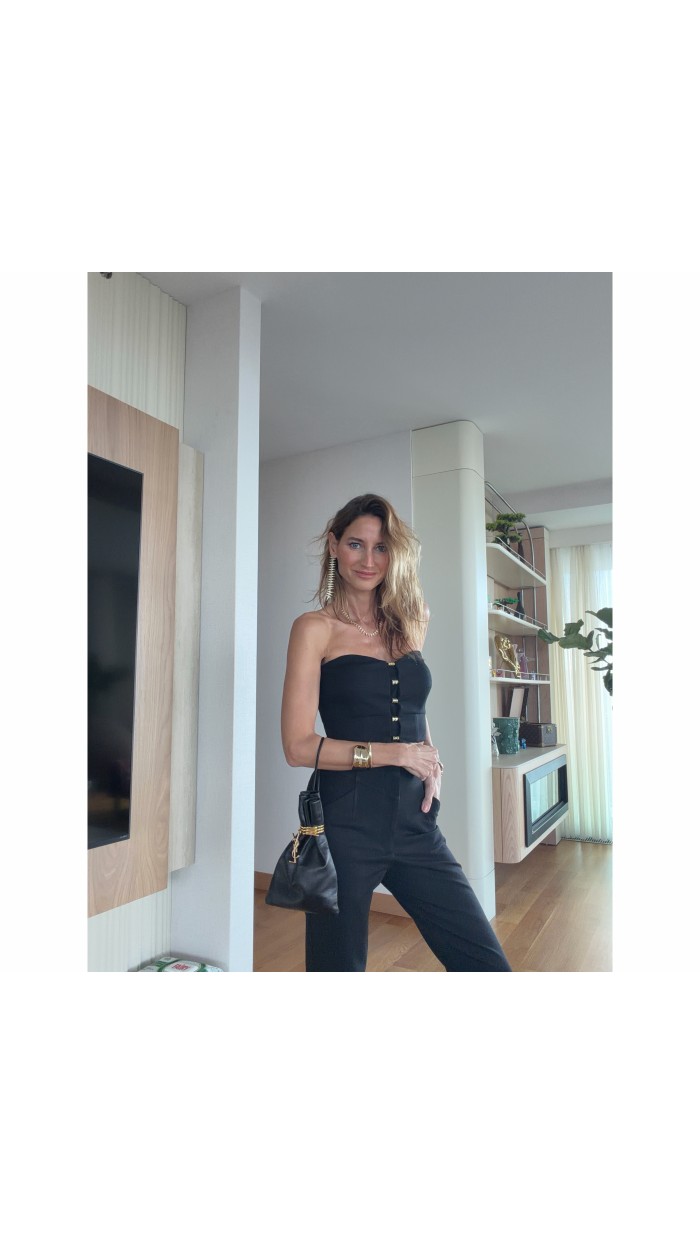Elia Black Crop Top