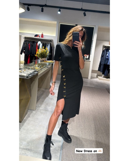 Gold Detaylı Kısakollu Elbise