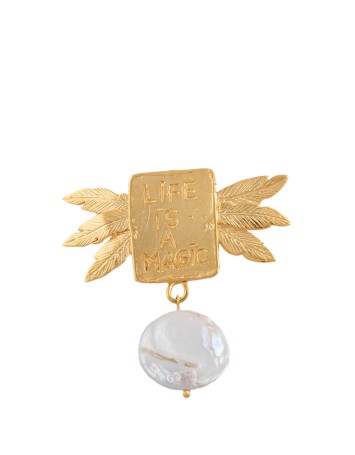 Life is a Magic Broş