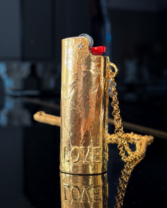 Love is Fire Lighter Holder Kolye