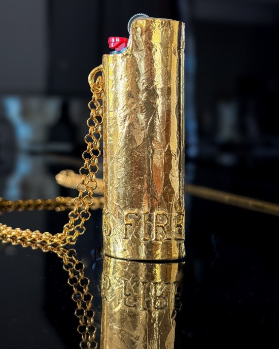 Love is Fire Lighter Holder Kolye