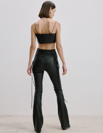 Bağcık Detaylı Deri Pantolon