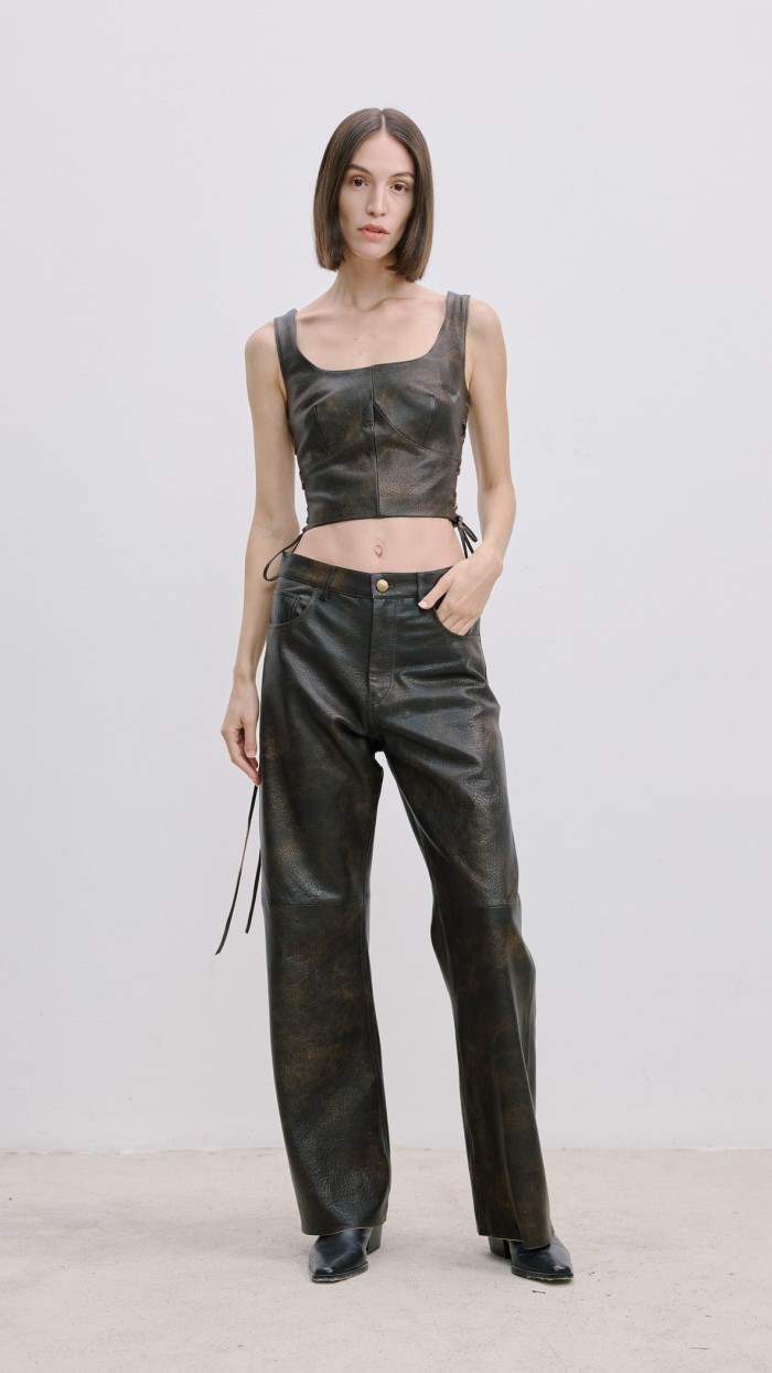 Geniş Kesim Deri Pantolon