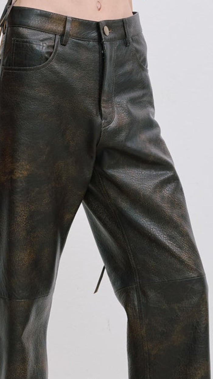 Geniş Kesim Deri Pantolon