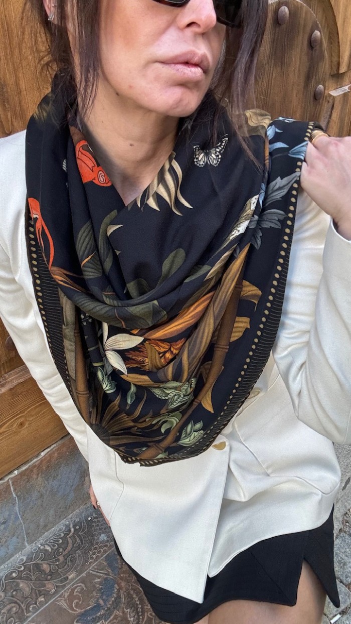 Gaia Black Wool Scarf