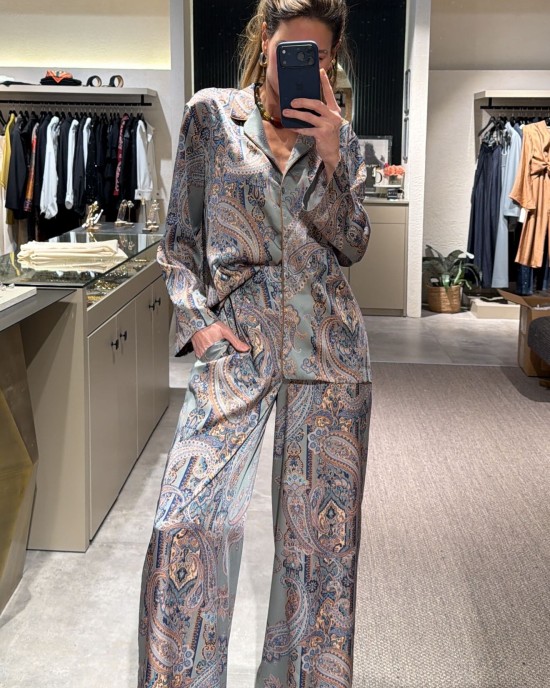 Su Yeşili  Desenli Takım